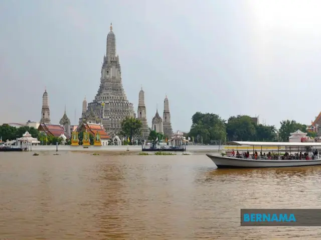 ASEAN Update: Indonesia Growth, Vietnam Heat & Singapore Aid
